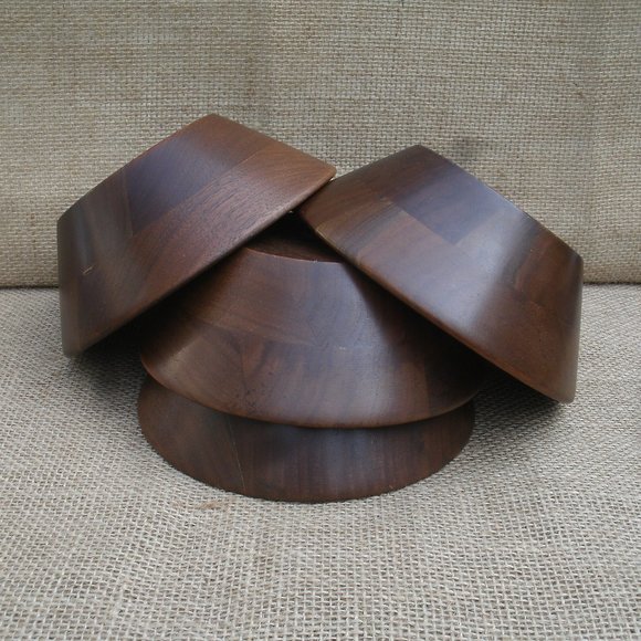 Vintage Vermillion Handcrafted Walnut Wood Bowls Set of 4 - Picture 12 of 16